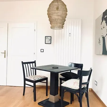 아파트 Luxus Schloss Pfarrhof 1 Tacherting